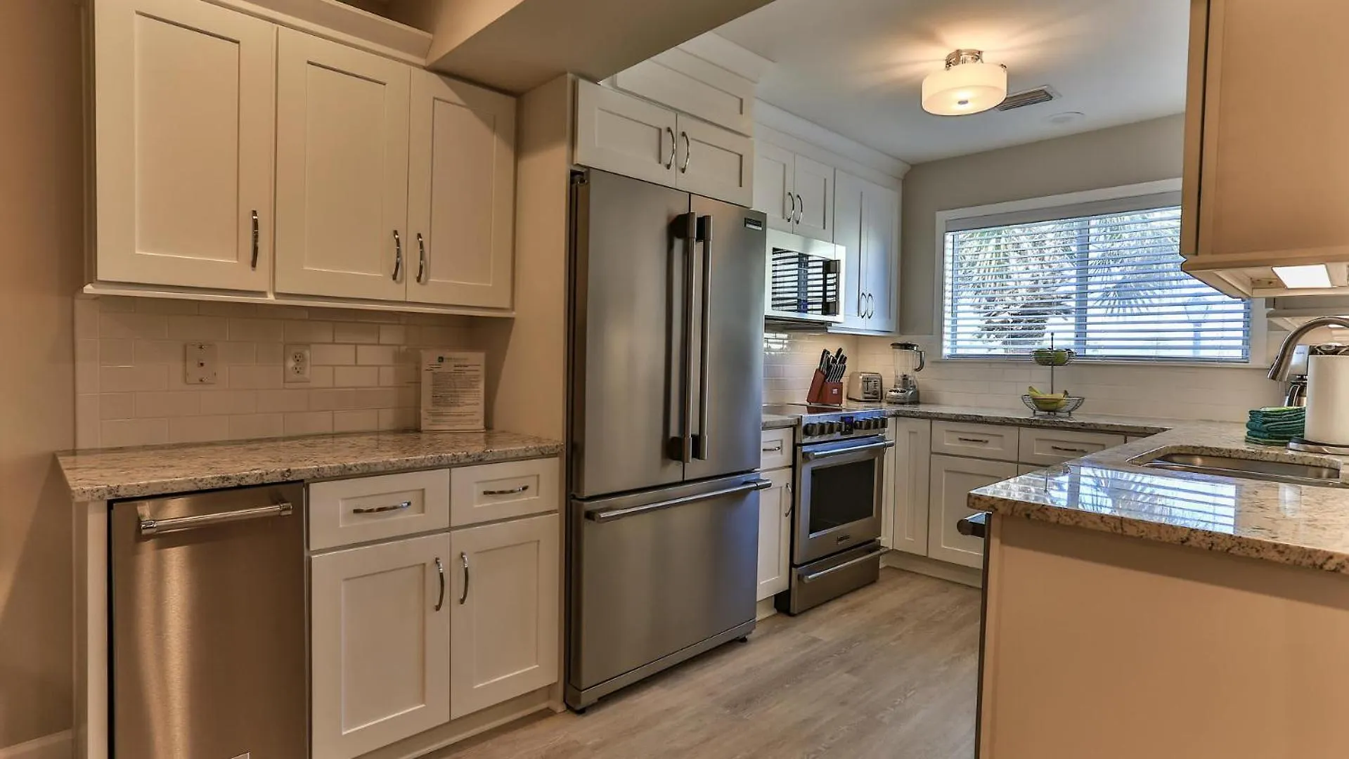 Holiday home Southbay By The Gulf 131 A Completely Renovated 3 Bedroom Beach Front Townhome In Destin