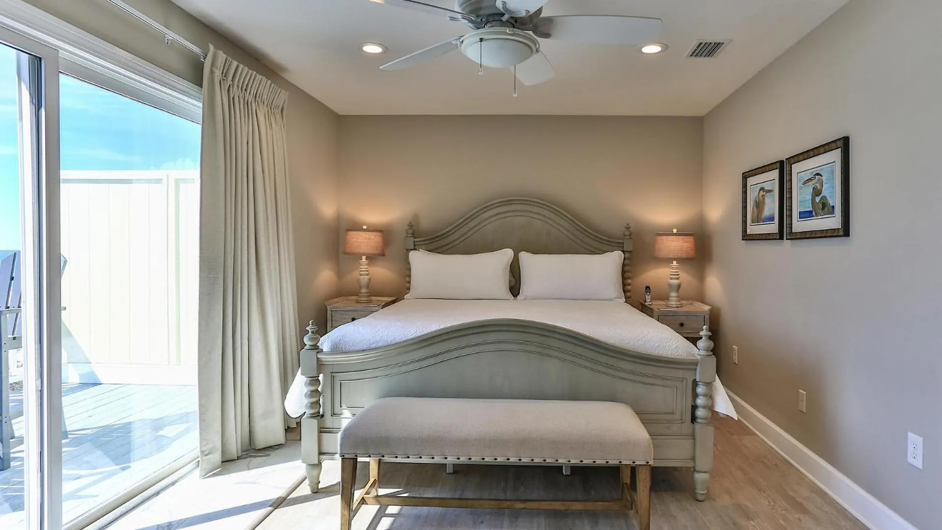 Southbay By The Gulf 131 A Completely Renovated 3 Bedroom Beach Front Townhome In Destin